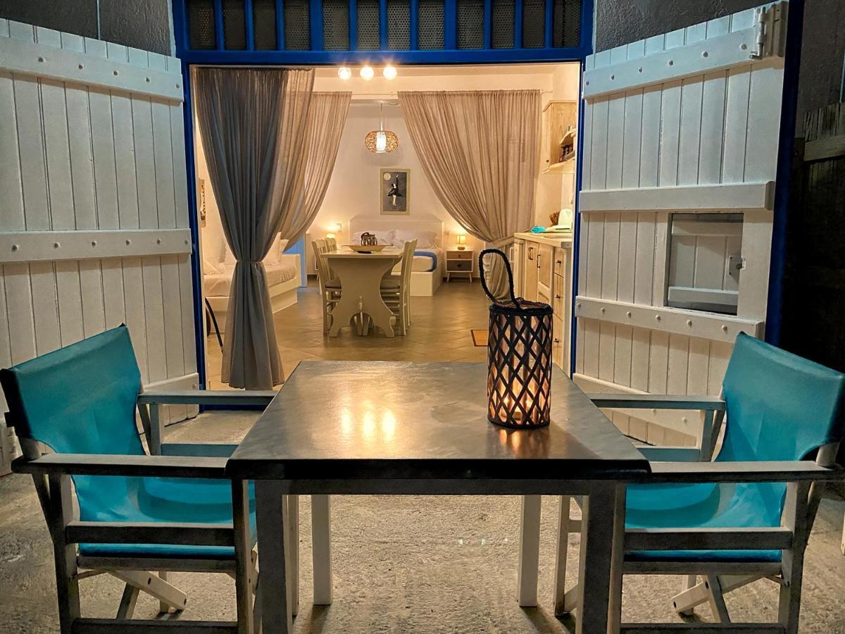 Milos Gem Suites Inn Pachaina Exterior photo